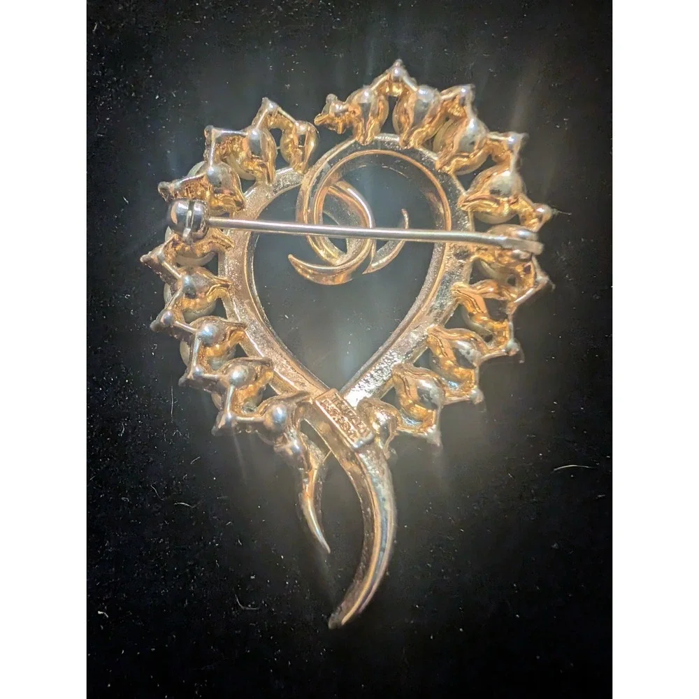 Trifari Gold Tone Heart Shape Brooch Rhinestone Faux Pearl Vintage Pin Marked